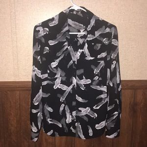 Express button down feather print size small